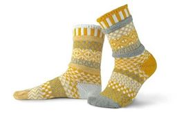 Northern Sun Adult Mis-matched Socks - Small 4-6